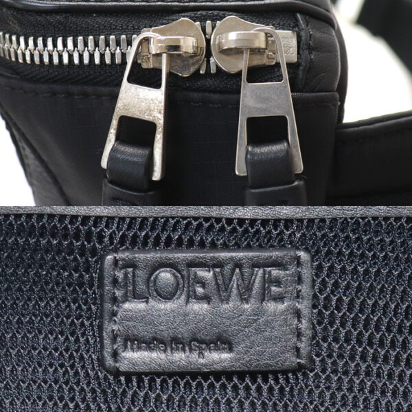 o24 0127 17 6 Loewe Puzzle Sling Body Bag Black