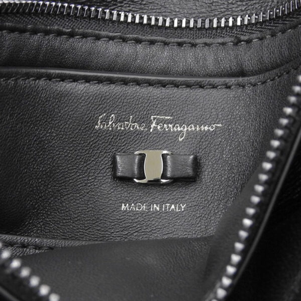 ob1835 7 Ferragamo Viva Bow Vara Shoulder Bag Leather Black