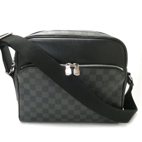 sb23 1013 14 1 Louis Vuitton Dayton PM Shoulder Bag Damier Graphite