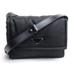 sb23 1110 18 1111 Louis Vuitton District PM NV2 Shoulder Bag Eclipse