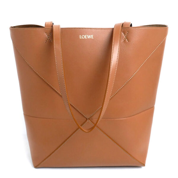 sb24 0830 31 1 Loewe Puzzle Fold Tote Medium Tote Bag Warm Desert