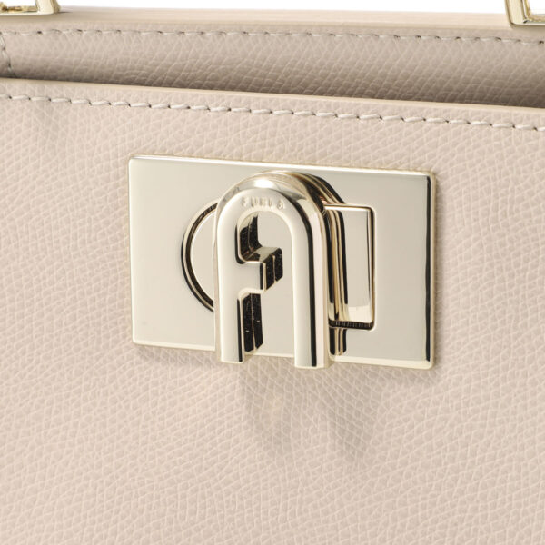 wb00677 are b4l0009 Furla 1927 Leather Shoulder Bag Beige