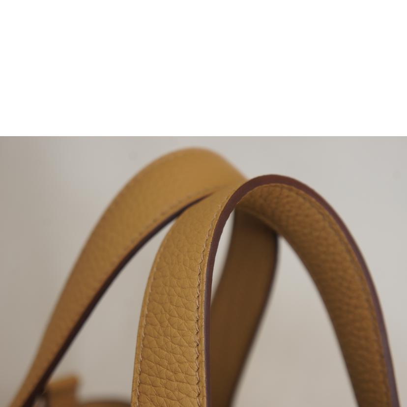 Hermes Picotan Lock 18PM Taurillon Clemence Tote Bag - Image 4