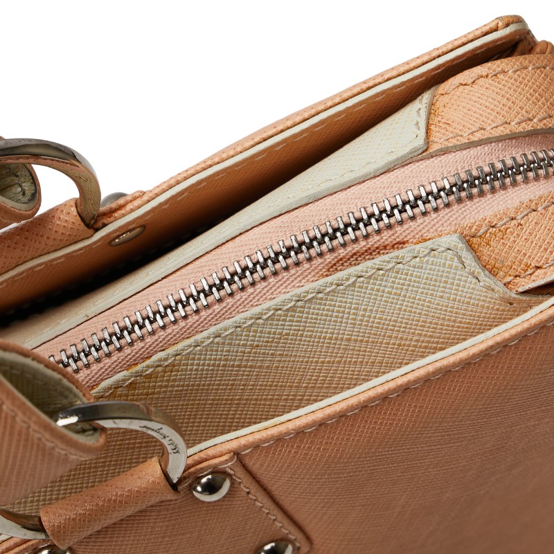 Salvatore Ferragamo Gancini Tote Bag Leather Pink Beige White - Image 6