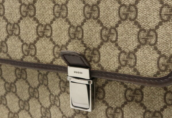 12051140 8 Gucci GG Supreme Business Bag Leather Khaki Beige