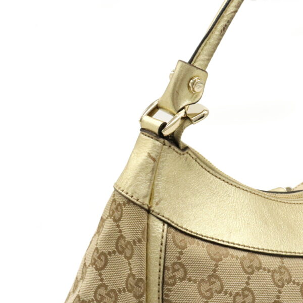 12111353 7 Gucci GG Abbey Bag Leather Beige