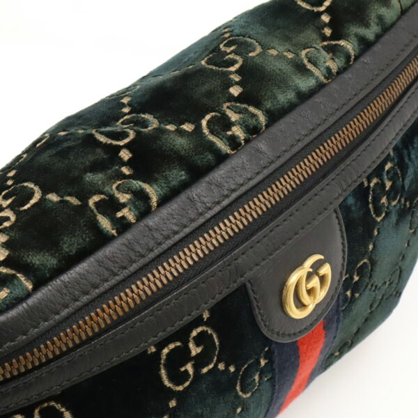 12480739 4 Gucci GG Velvet Sherry Line Waist Pouch Leather Green