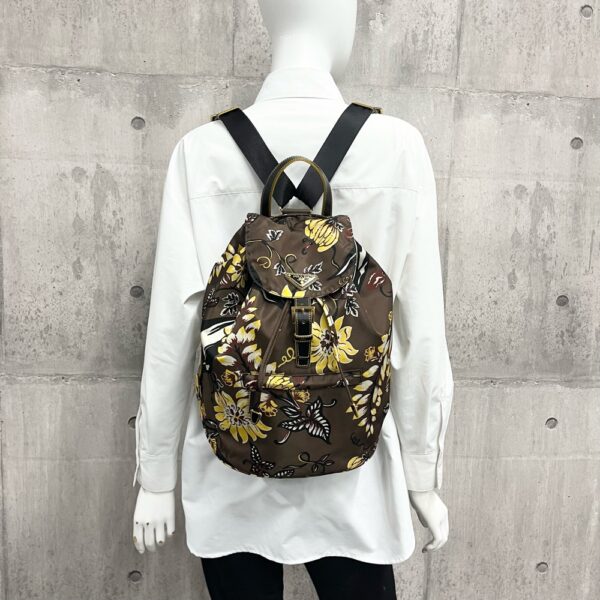 2000046246900436 20 Prada Triangle Floral Backpack Nylon Leather Brown Black