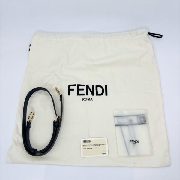 2000103246900069 16 Fendi Peekaboo Regular Shoulder Bag Leather Beige Navy