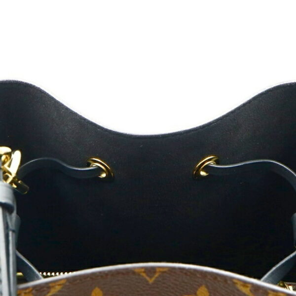 20221028163253 15 Louis Vuitton Neo Noe Shoulder Bag Black