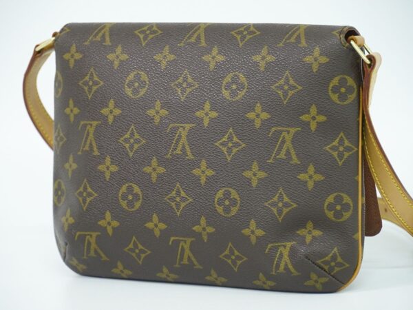 2100020000012596 2 Louis Vuitton Musette Tango Short Monogram Shoulder Bag Brown