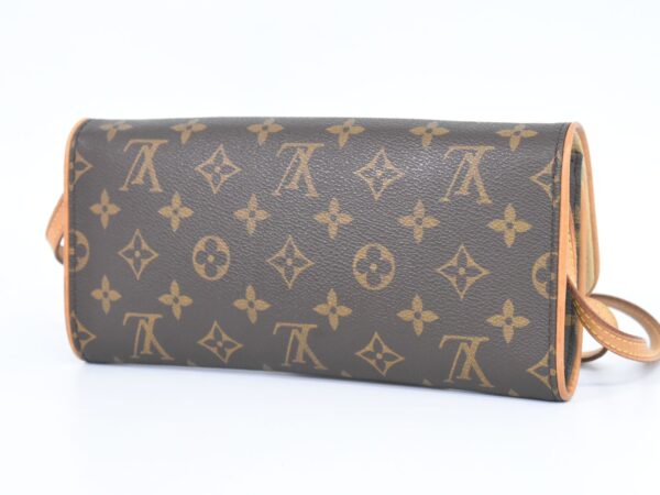 2100020000012957 2 Louis Vuitton Pochette Twin GM Monogram 2WAY Shoulder Bag Brown