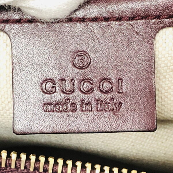 2100070000131108 20 Gucci Burgundy Handbag