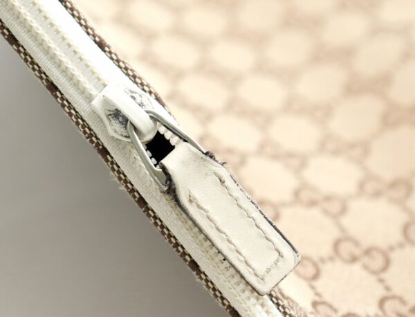 21731630 5 Gucci GG Crossbody Shoulder Bag Leather Khaki Beige Ivory