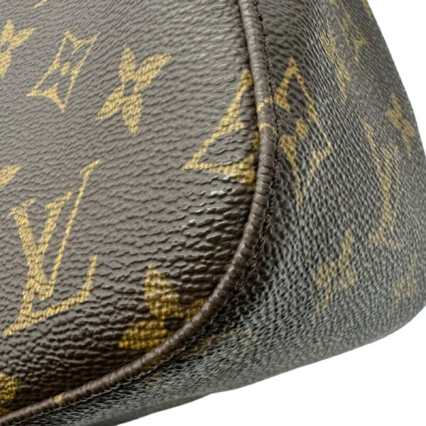 2300039797741 8 Louis Vuitton Looping MM Monogram Shoulder Bag