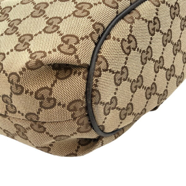 2300040937747 6 Gucci GG Shoulder Bag Beige