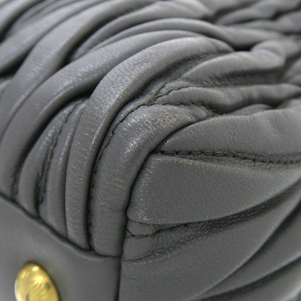 Miu Miu Matelasse 2Way Hand Bag - Image 4