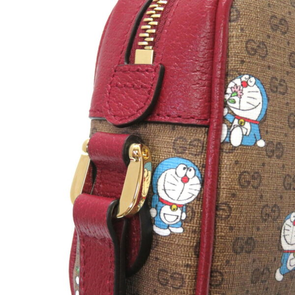 3d0035izi6 7 Gucci x Doraemon Mini GG Supreme Shoulder Bag Beige Red