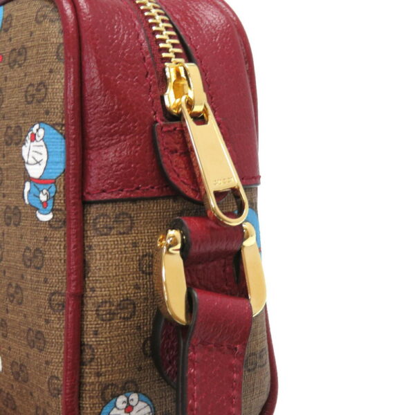 3d0035izi6 8 Gucci x Doraemon Mini GG Supreme Shoulder Bag Beige Red