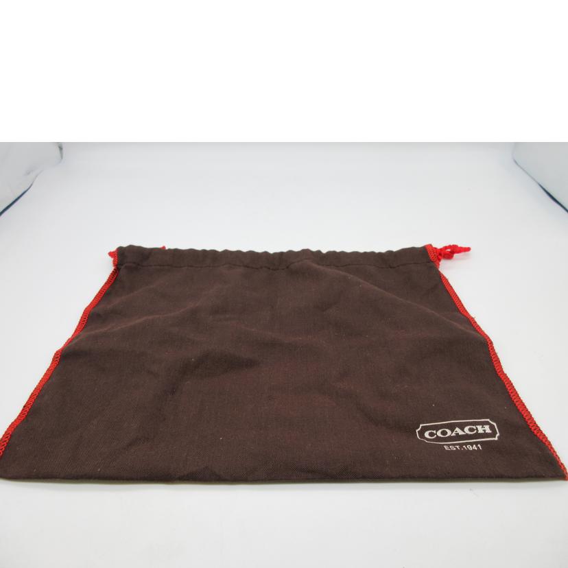 Coach Signature Canvas Shoulder Bag - Image 8