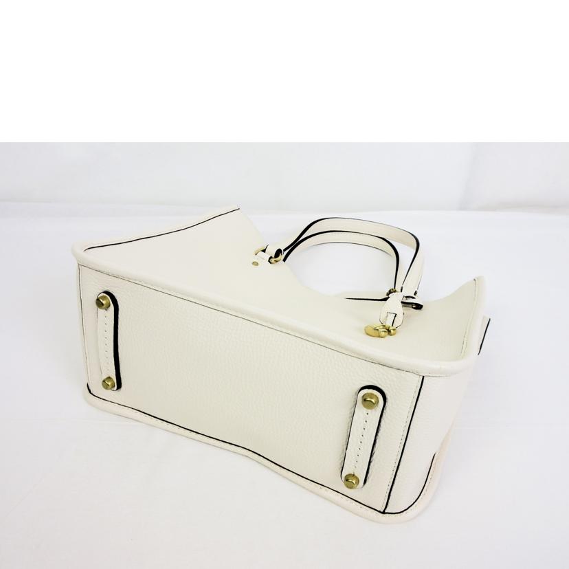 Coach Tyler Carryall 28 Bag - Image 3