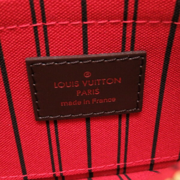 5i0092ee5 4 Louis Vuitton Damier Neverfull Pouch PM