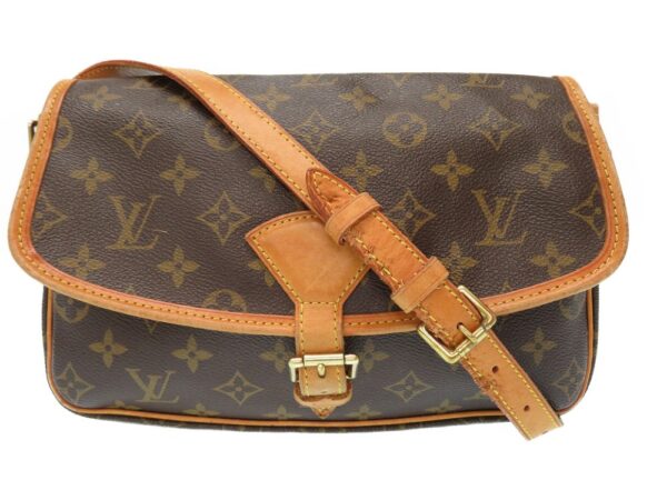 8e0094eb5 1 Louis Vuitton Monogram Sologne Shoulder Bag