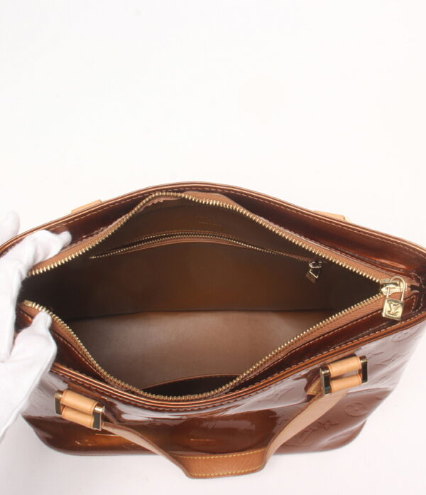 a163187001 3 Louis Vuitton Houston Tote Bag Vernis