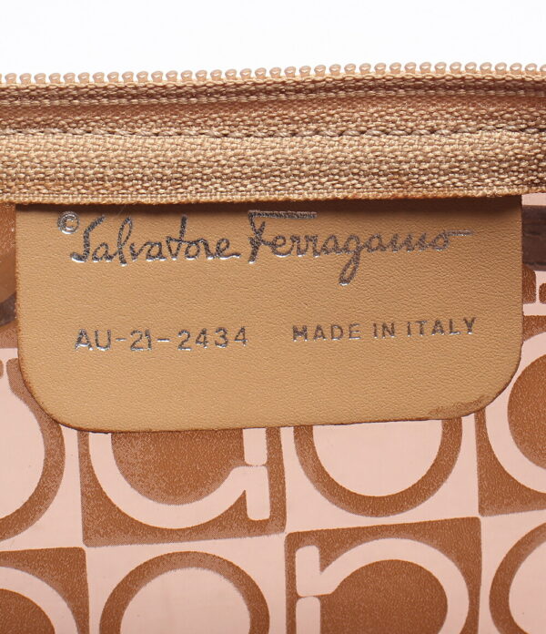 a175217008 4 Salvatore Ferragamo Gancini One Shoulder Bag