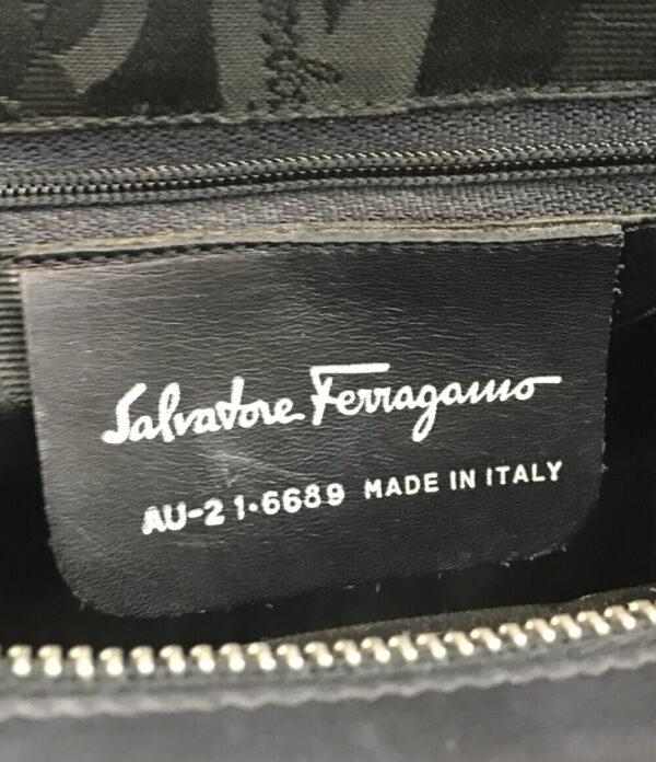 a177027020 4 Salvatore Ferragamo Handbag