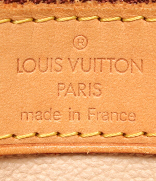 abo0015059 4 Louis Vuitton Petit Baguette Monogram Shoulder Bag