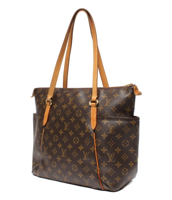 aol0089558 2 Louis Vuitton Totally MM Monogram Tote Bag