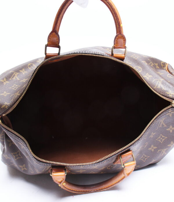 aol0124724 3 Louis Vuitton Speedy 40 Monogram Bag