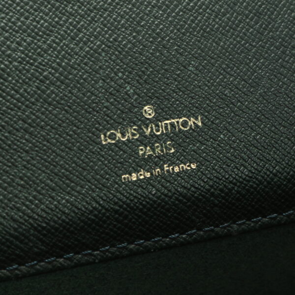 img 01616264 Louis Vuitton Serviette Clado Leather Business Bag Taiga Green