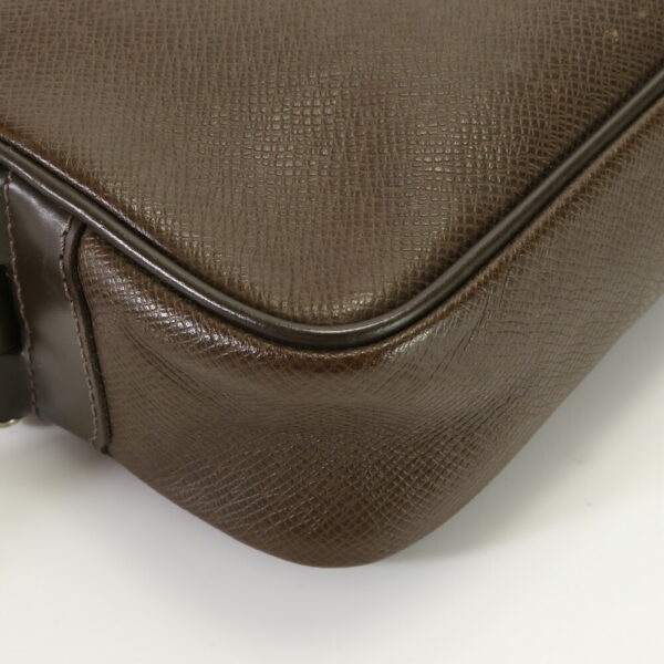 img 01682472 Louis Vuitton Calga Leather Shoulder Bag Taiga