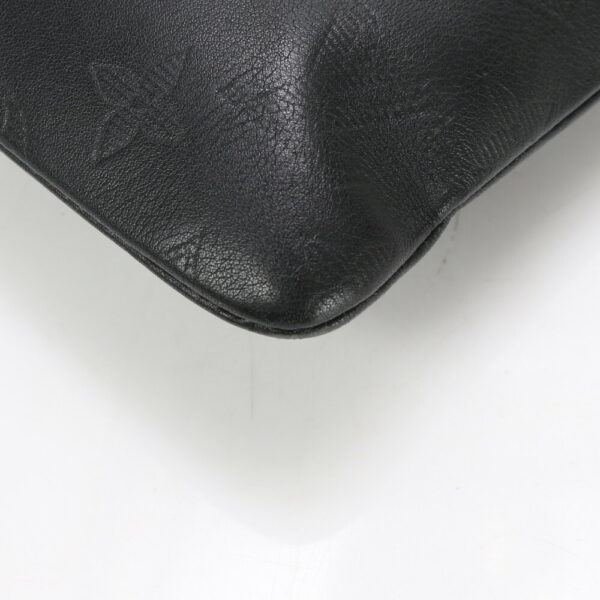 img 01730484 Louis Vuitton Shadow Pochette Leather Shoulder Bag Tote Bag