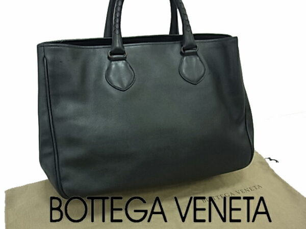 imgrc0082288220 Bottega Veneta Intrecciato Leather Tote Bag Black