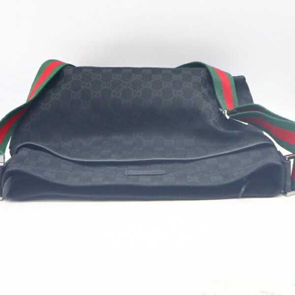 imgrc0094605005 Gucci GG Sherry Line Messenger Bag Black