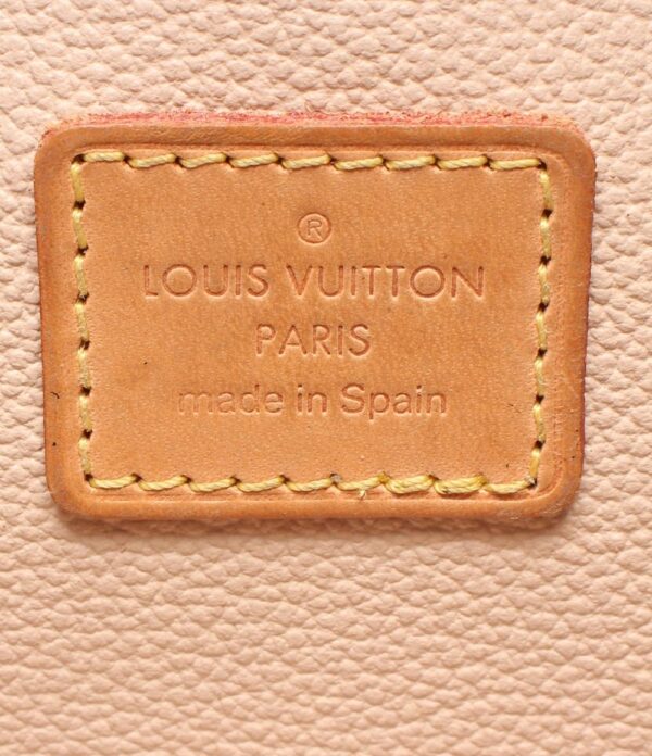 imgrc0100876299 Louis Vuitton Pochette Cosmetic PM Monogram Pouch