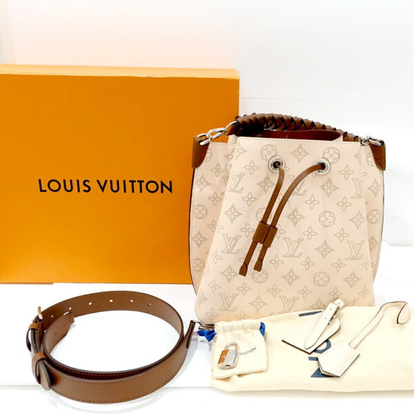 s2407 06 505133ha 08 Louis Vuitton Mahina Mulia 2WAY Bag Handbag Crème