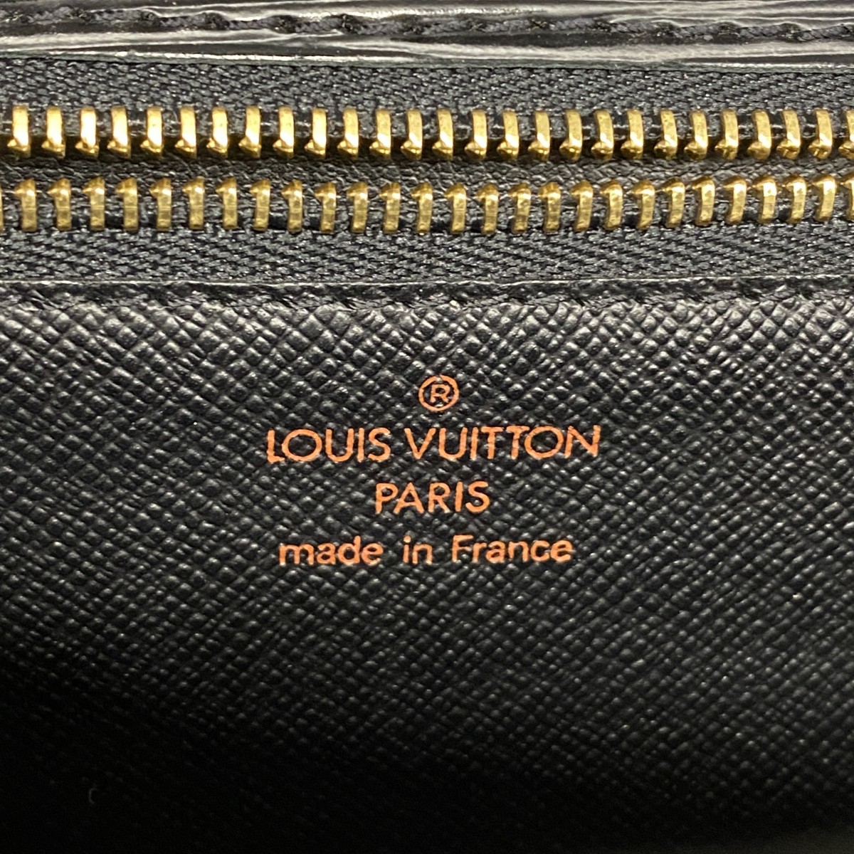 Louis Vuitton Epi Monceau Handbag Black - Image 5