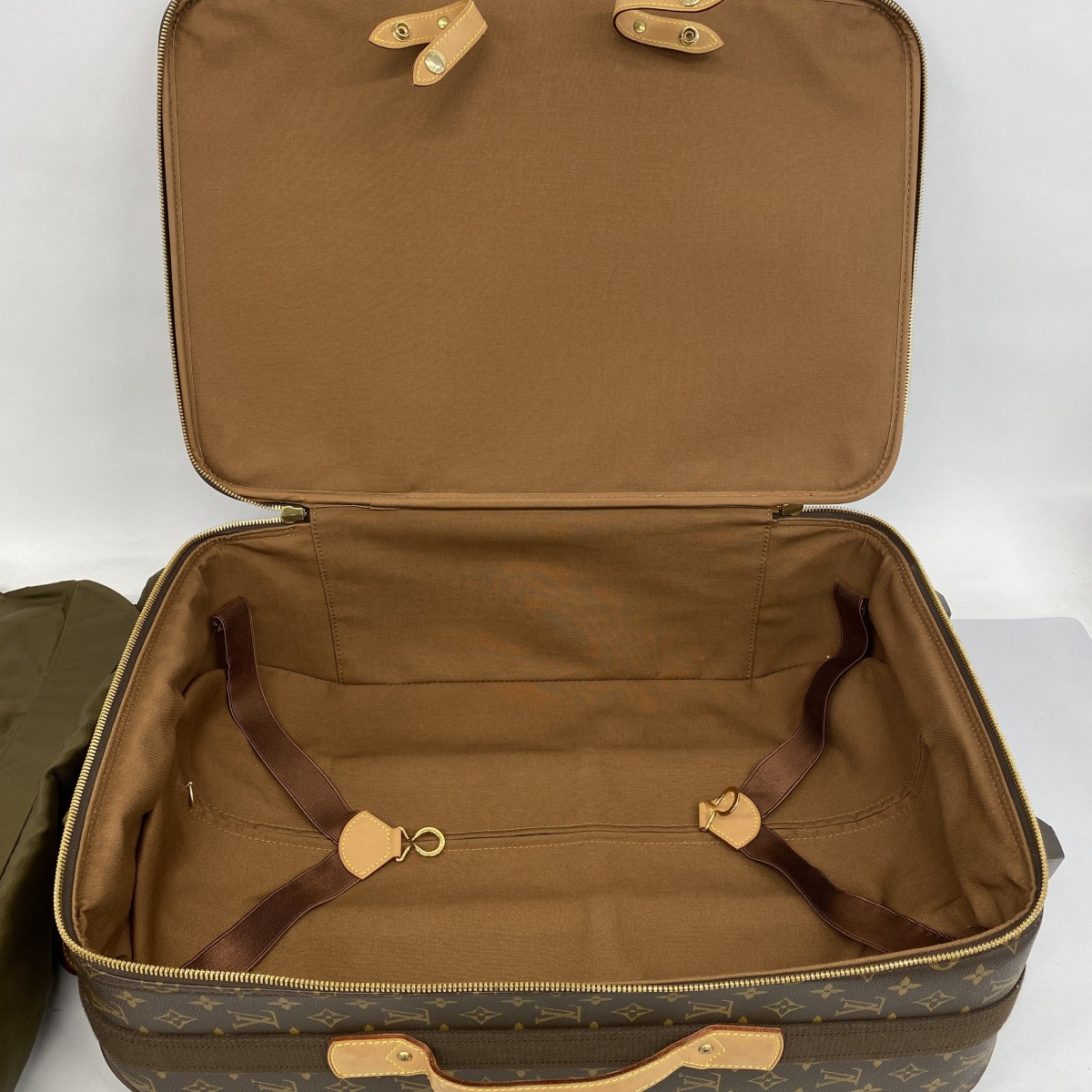 Louis Vuitton Carry Bag Monogram Pegas Brown - Image 4