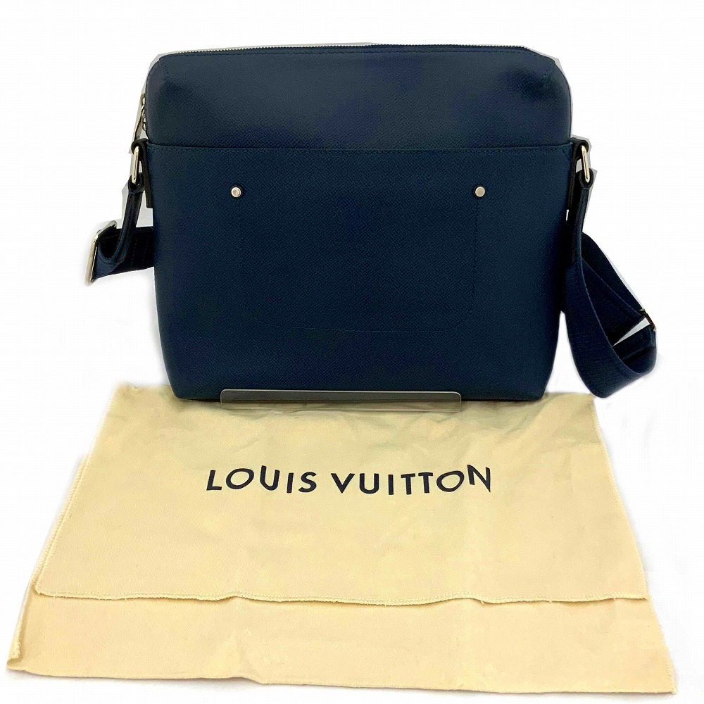 Louis Vuitton Glico Messenger PM Shoulder Bag Taiga Ocean Blue - Image 11